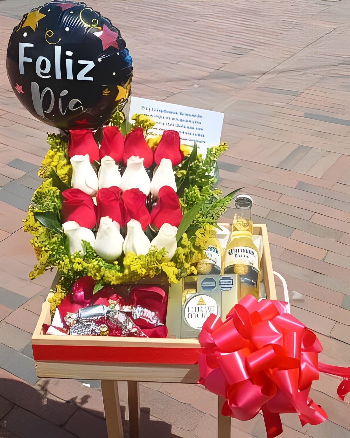 Caja Cervezas, Ferrero x 4 unidades y rosas R175