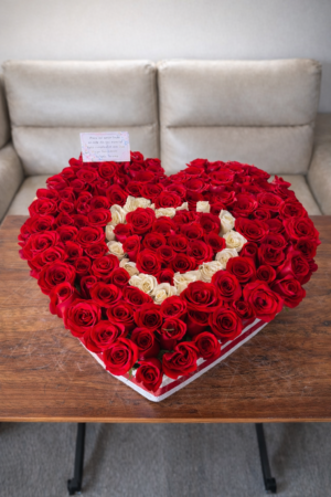 Corazón grande de 150 rosas R 180
